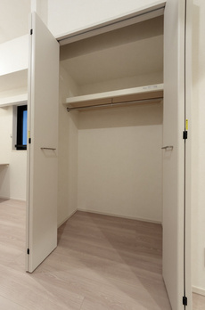 ＴＨＥ　ＡＫＡＳＡＫＡ　ＲＥＳＩＤＥＮＣＥ　Ｓ．Ｏ．Ａ．　－ｓｐｉｒｉ 