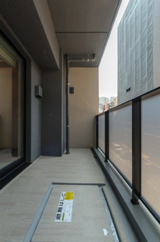 ＴＨＥ　ＡＫＡＳＡＫＡ　ＲＥＳＩＤＥＮＣＥ　Ｓ．Ｏ．Ａ．　－ｓｐｉｒｉ 
