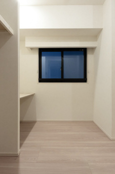 ＴＨＥ　ＡＫＡＳＡＫＡ　ＲＥＳＩＤＥＮＣＥ　Ｓ．Ｏ．Ａ．　－ｓｐｉｒｉ 
