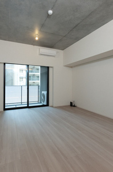 ＴＨＥ　ＡＫＡＳＡＫＡ　ＲＥＳＩＤＥＮＣＥ　Ｓ．Ｏ．Ａ．　－ｓｐｉｒｉ 