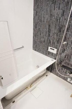 ＬＩＭＥＲＥＳＩＤＥＮＣＥ　ＨＩＫＩＦＵＮＥ 