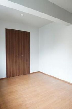 ＬＩＭＥＲＥＳＩＤＥＮＣＥ　ＨＩＫＩＦＵＮＥ 