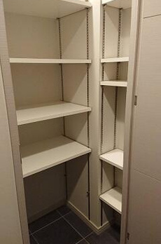 正金アパートメント入船 