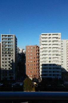ガーラ・ステーション新富町 