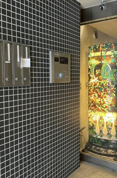 フラッツ三金 
