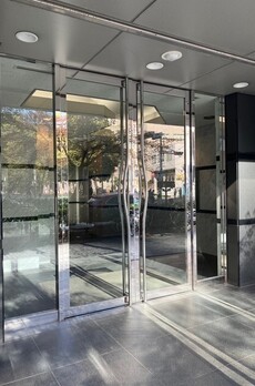 ザパークレックス新川 