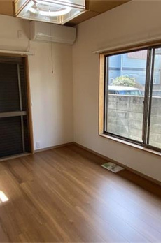 成田東三丁目戸建 