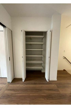 エルスタンザ綾瀬ＤＥＵＸ 
