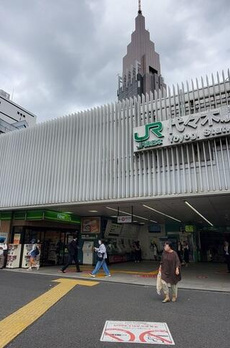 エム　メゾン　ヨヨギ 