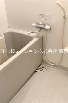 ＣＯＺＹＣＯＵＲＴ（コウジーコート） 