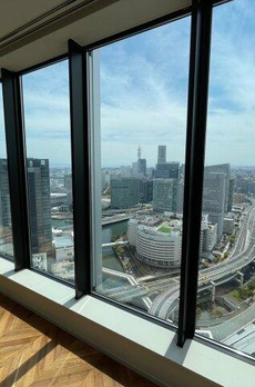 ＴＨＥ　ＹＯＫＯＨＡＭＡ　ＦＲＯＮＴ　ＴＯＷＥＲ 