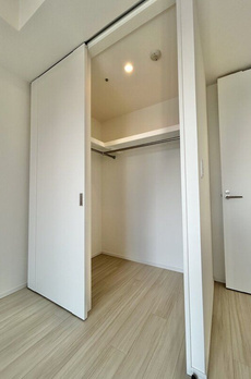 ＷＯＲＬＤ　ＴＯＷＥＲ　ＲＥＳＩＤＥＮＣＥ 