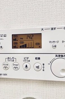 アパートメンツ三田 