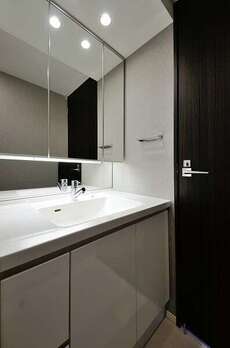 DEUX TOURS CANAL&SPA EAST棟 