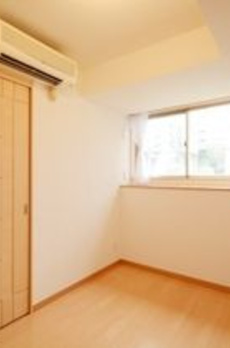 スペーシア三軒茶屋弐番館 