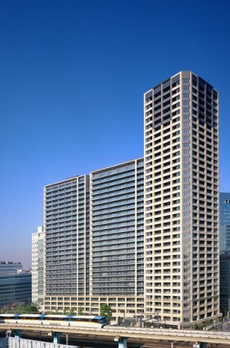 カテリーナ三田タワースイート　ウエストアーク 