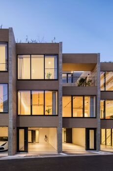 THE DOORS Sarugakucho 