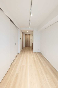 ＯＲＭＥ　ＣＯＵＲＴ　ＹＯＴＳＵＹＡ 