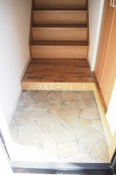 ＢＯＷ　ＨＯＵＳＥ　Ｂ棟 