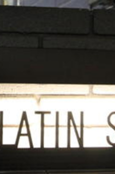 ＱＵＡＲＴＩＥＲ　ＬＡＴＩＮ　ＳＡＮＧＥＮＣＨＡＹＡ 