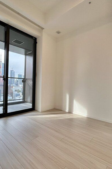 ＷＯＲＬＤ　ＴＯＷＥＲ　ＲＥＳＩＤＥＮＣＥ 