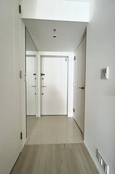 ＷＯＲＬＤ　ＴＯＷＥＲ　ＲＥＳＩＤＥＮＣＥ 