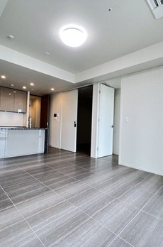 ＷＯＲＬＤ　ＴＯＷＥＲ　ＲＥＳＩＤＥＮＣＥ 