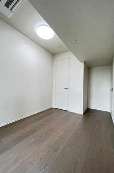 ＷＯＲＬＤ　ＴＯＷＥＲ　ＲＥＳＩＤＥＮＣＥ 