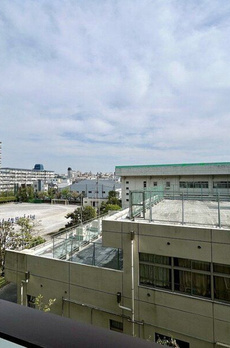 プレミスト志村三丁目 