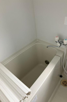 秋山ビル 
