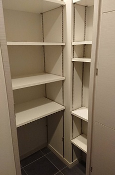 正金アパートメント入船 