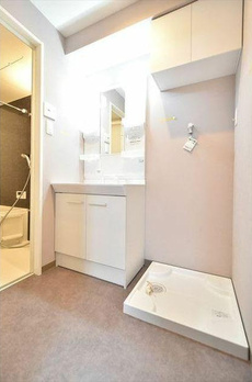 Ｌｉｖｅ　Ｃａｓａ　両国北斎通り 