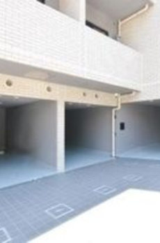 ＴＨＥ　ＬＵＤＬＯＷ　ＮＡＫＡＭＥＧＵＲＯ 