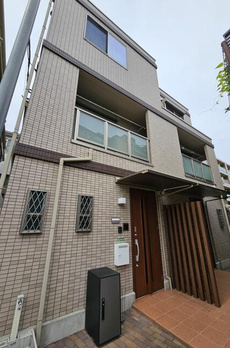 田柄３丁目貸タウンハウス 