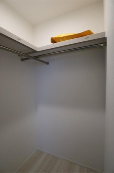 ウィステリア島津山 