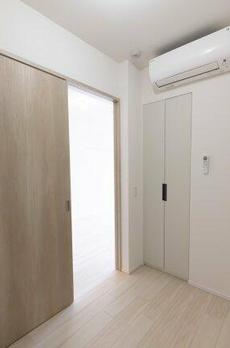 ＲＥＳＩＤＥＮＣＥ　ＫＯＥＮＪＩ 