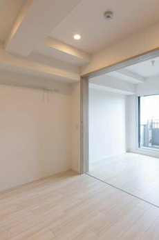 ＲＥＳＩＤＥＮＣＥ　ＫＯＥＮＪＩ 