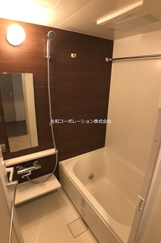 ヒューゲル本郷 