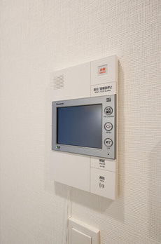 コンフォリア東新宿 