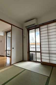 クレール中野 