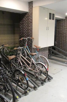 ＨＹ’ｓ　上野入谷 