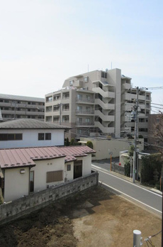 田柄３丁目貸タウンハウス 