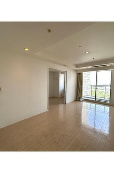 Ｗ　Ｃｏｍｆｏｒｔ　Ｔｏｗｅｒｓ　ＷＥＳＴ 