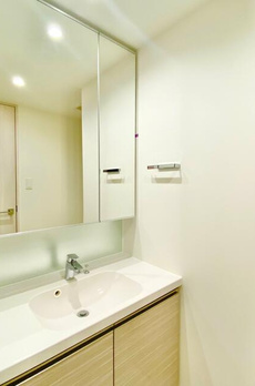 ＯＮＥ　ＲＯＯＦ　ＲＥＳＩＤＥＮＣＥ　ＴＡＭＡＣＨＩ 