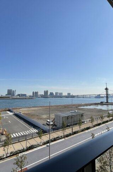 ＨＡＲＵＭＩ　ＦＬＡＧ　ＰＡＲＫ　ＶＩＬＬＡＧＥ 