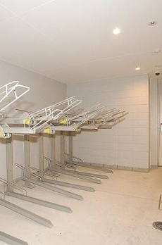 ステージファースト上野 