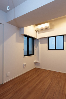ＴＨＥ　ＡＫＡＳＡＫＡ　ＲＥＳＩＤＥＮＣＥ　Ｓ．Ｏ．Ａ．　－ｓｐｉｒｉ 