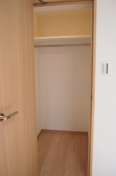 ルーブル新宿西落合八番館 