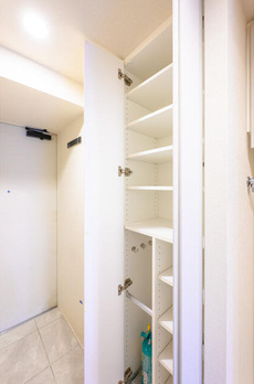 ルフォンプログレ上野稲荷町 