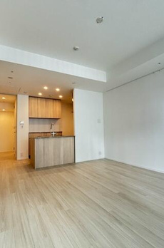 ＷＯＲＬＤ　ＴＯＷＥＲ　ＲＥＳＩＤＥＮＣＥ 